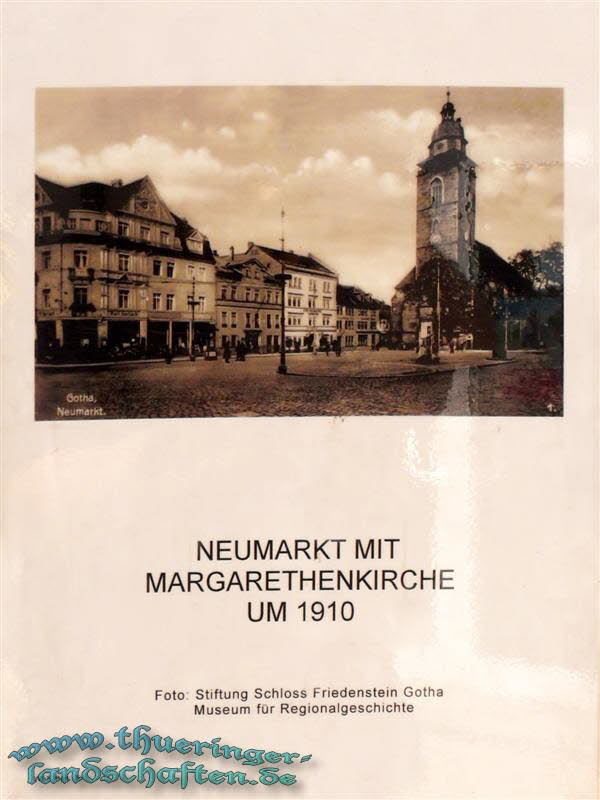 Neumarkt mit Magaretenkirche