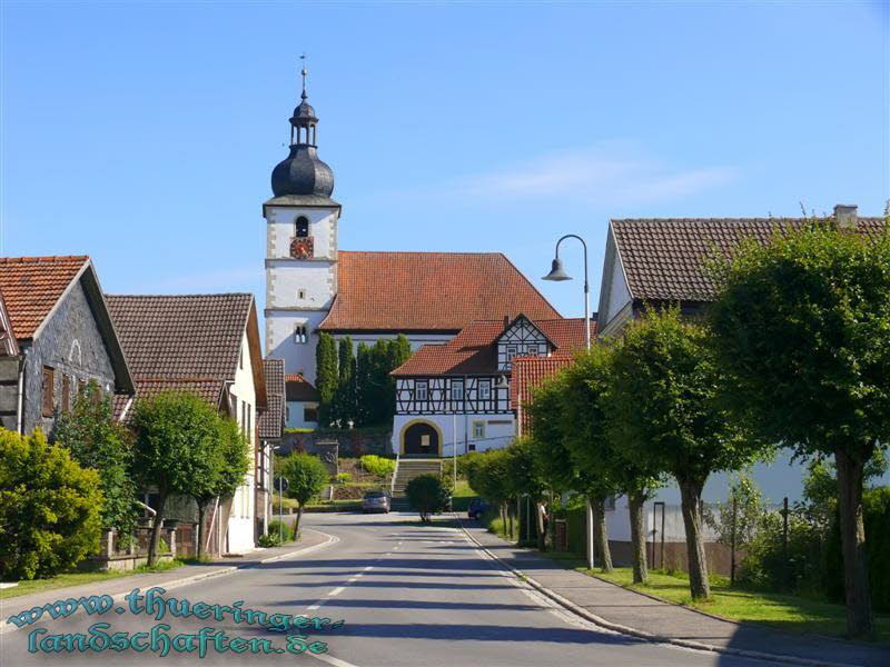 St. Michaelkirche Hellingen