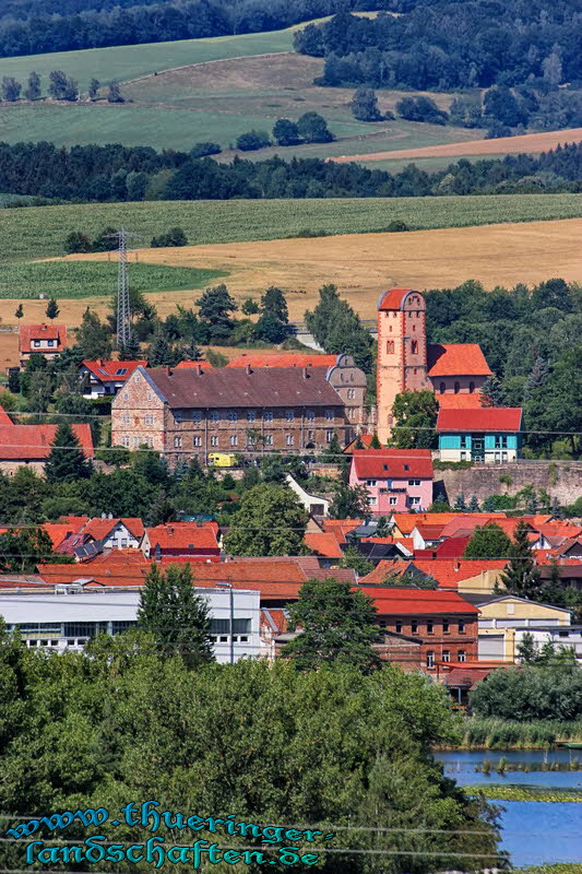 Blick zum Renaissanceschloss und Zur Basilika Breitungen