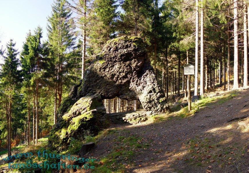 Nadelhrfelsen in der Giebler Schweiz